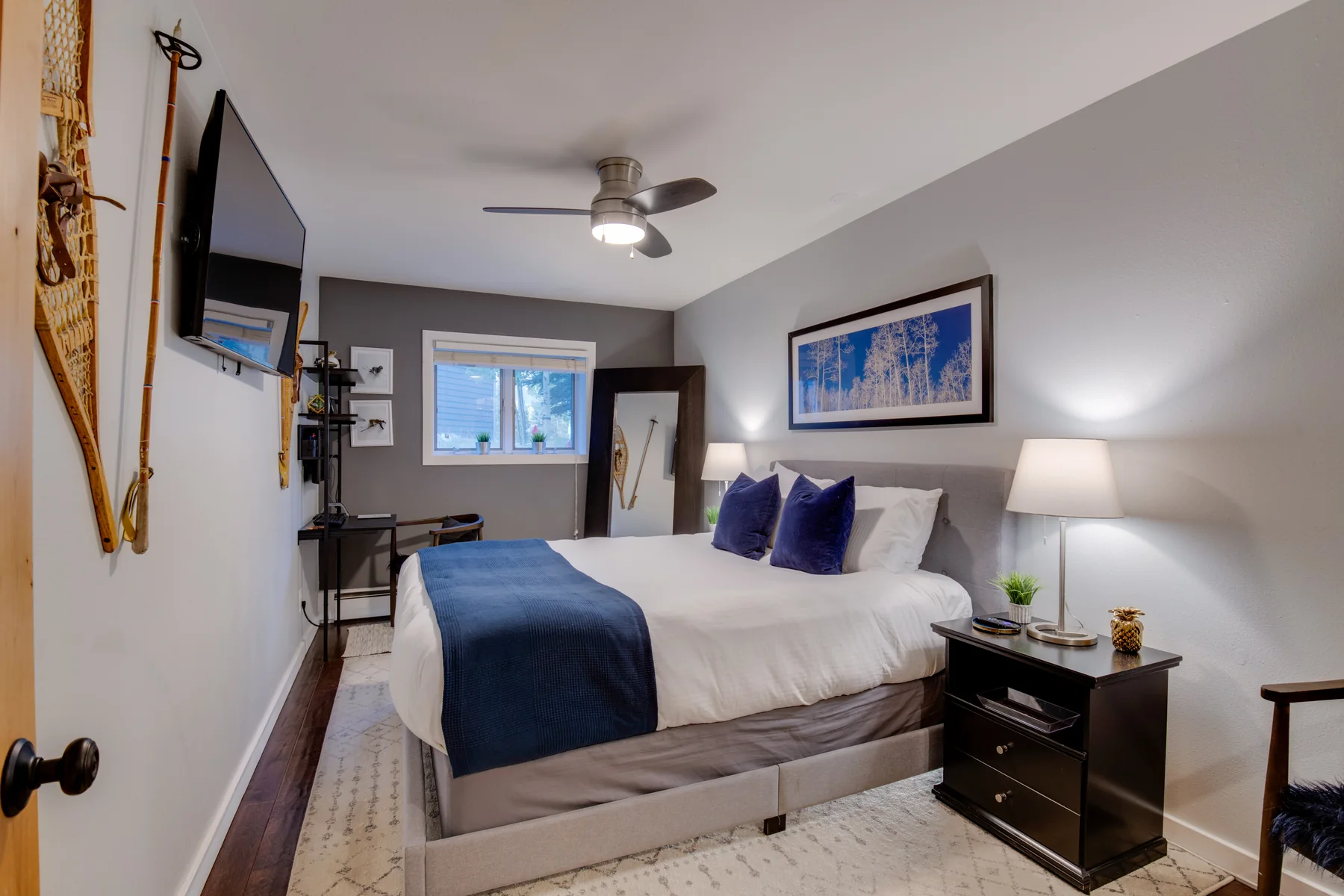 Bedroom and workspace at The Ski Grotto
